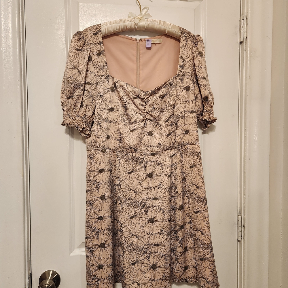 Wayf Beige Floral Puff Sleeve Mini Dress